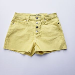 Universal Thread Women's Yellow High Rise Shortie Shorts, Size 6. NWT